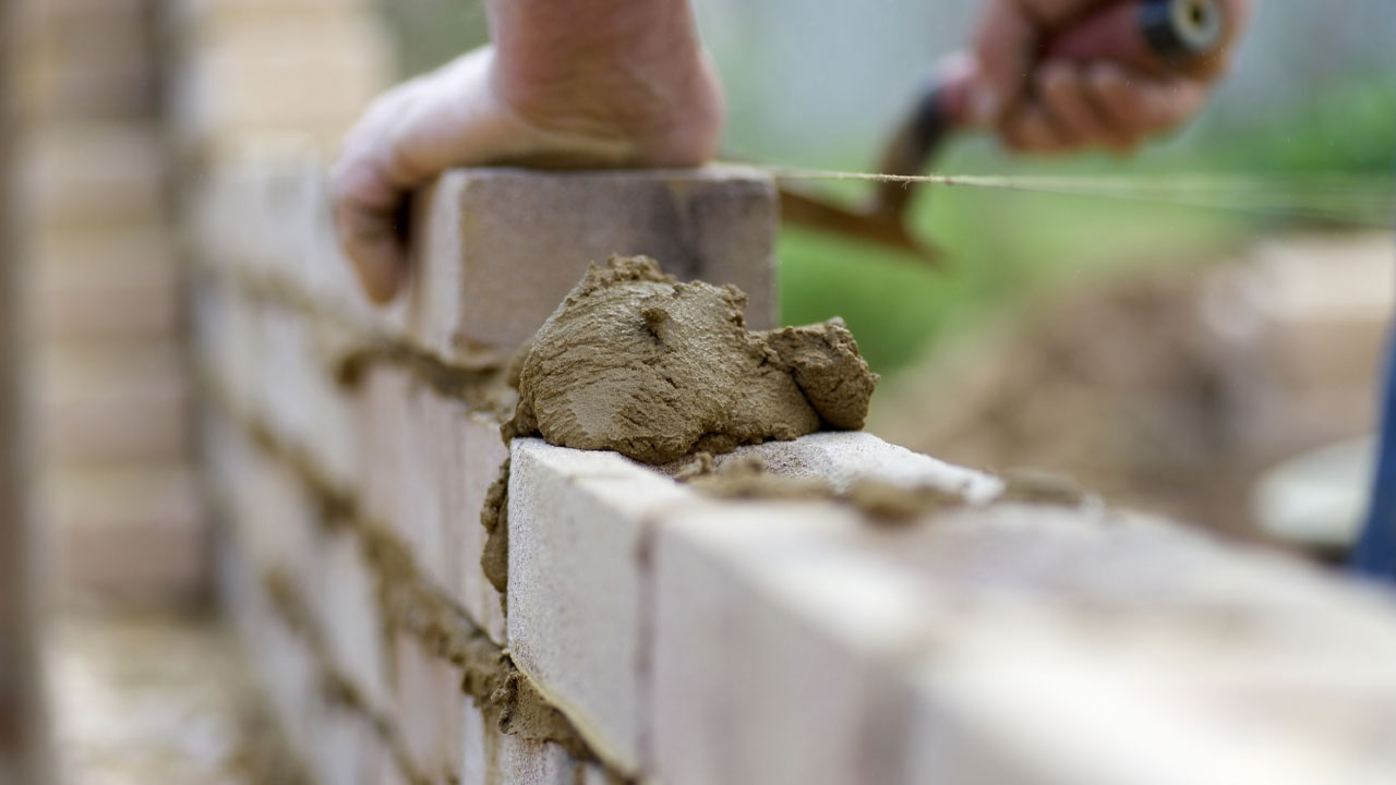 mason-building-wall